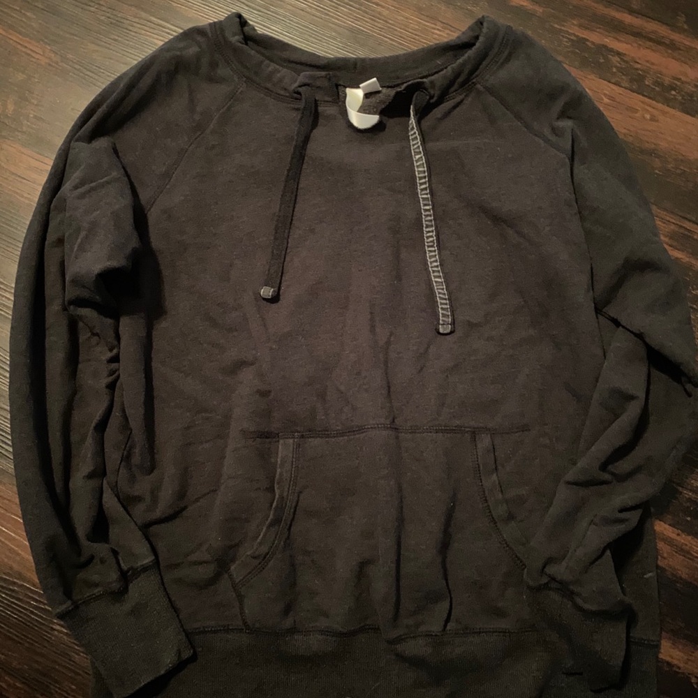Pullover hoodie